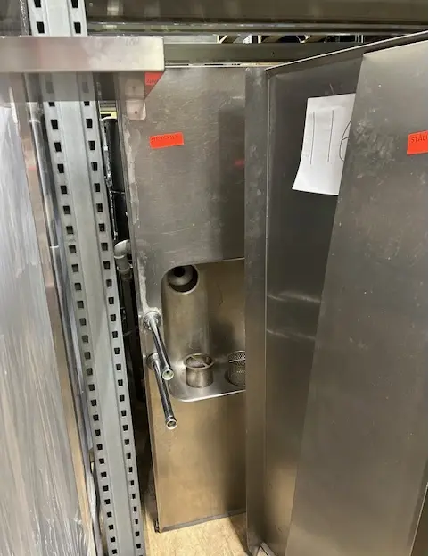 stålbord med vask i midten 1600x700x850 brugt