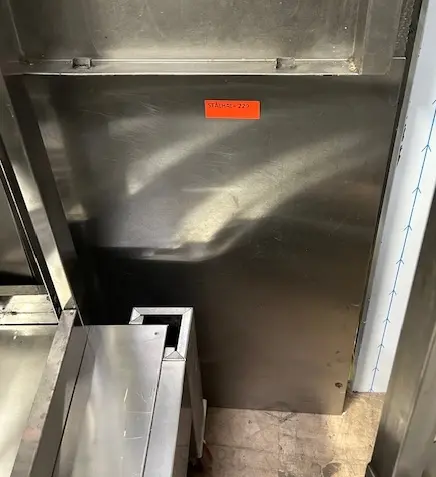 stålbord på åbent understel måler 1070x700x850, brugt