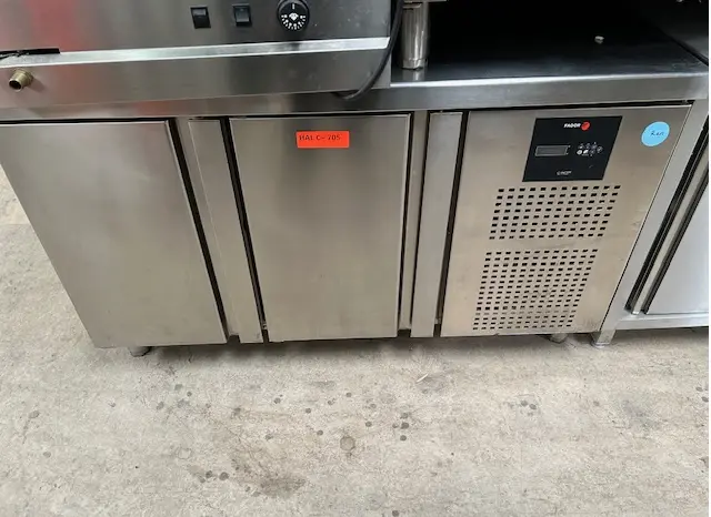 fagor kølebord med 2 låger, brugt