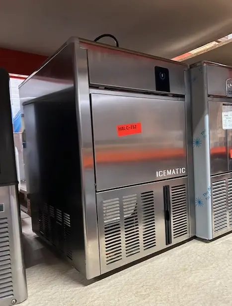 isterningemaskine fra icematic, brugt – 14 dages garanti. Du kan tilkøbe 12 mdr. for 799 kr.