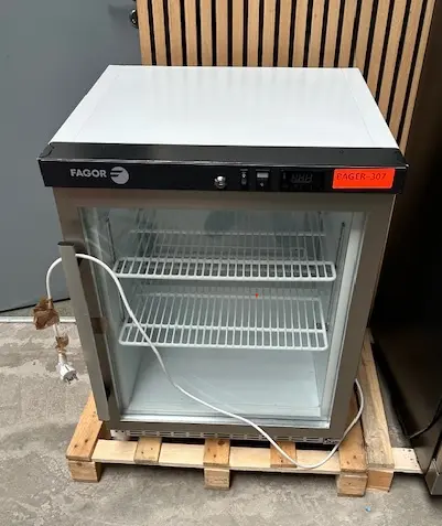 underbordskøleskab fra Fagor, brugt – 14 dages garanti. Du kan tilkøbe 12 mdr. for 799 kr.