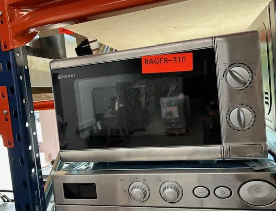 microovn fra Hendi, brugt – 14 dages garanti. Du kan tilkøbe 12 mdr. for 799 kr.