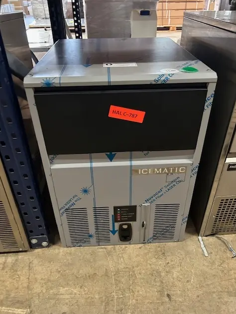 isterningemaskine fra icematic, brugt – 14 dages garanti. Du kan tilkøbe 12 mdr. for 799 kr.