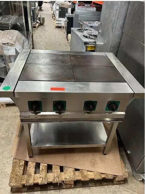 kogebord med masseplader fra asber, brugt -3 dages garanti. Du kan tilkøbe 2 mdr. ekstra for 350 kr.