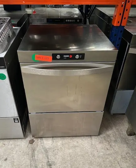 Fagor underbordsopvasker model co-500 uden drænpumpe, brugt – 14 dages garanti. Du kan tilkøbe 12 mdr. for 799 kr.