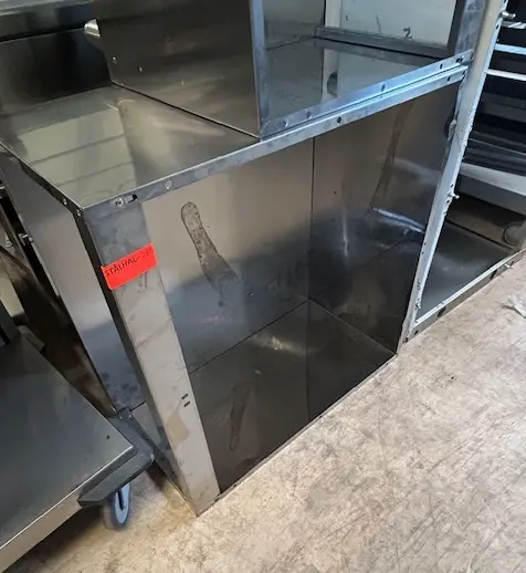 understel, måler 800x900x600, brugt – 14 dages garanti. Du kan tilkøbe 12 mdr. for 799 kr.