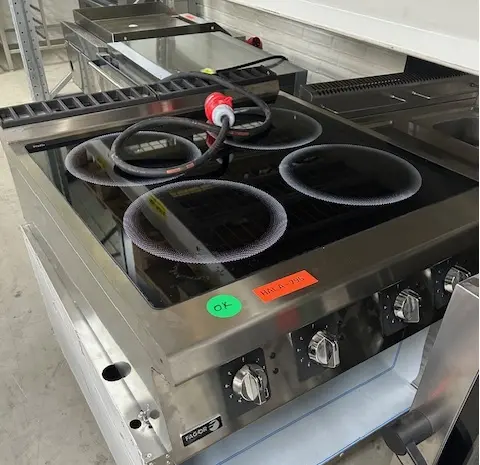 induktionskomfur fra Fagor 900 serie, brugt – 14 dages garanti. Du kan tilkøbe 12 mdr. for 799 kr.