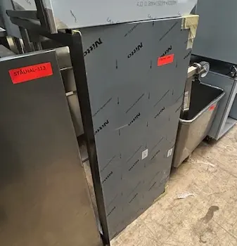 stålbord på åbent understel, 1400x600x850, brugt – 14 dages garanti. Du kan tilkøbe 12 mdr. for 799 kr.