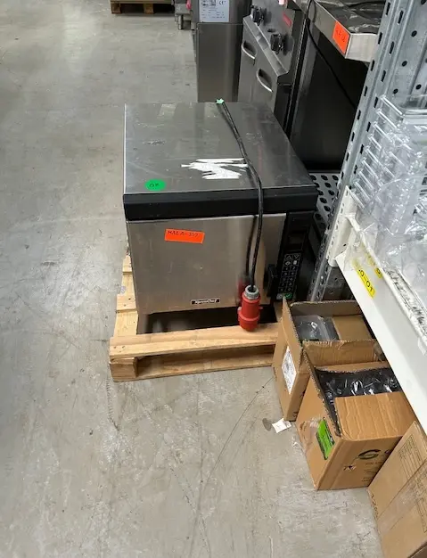 xpresschef turboovn, brugt (butik lukket – brugt 6 mdr.). -14 dages garanti. Du kan tilkøbe 12 mdr. for 799 kr.