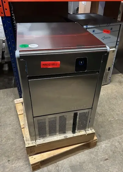 icematic k45 isterningemaskine, brugt – 14 dages garanti. Du kan tilkøbe 12 mdr. for 799 kr.