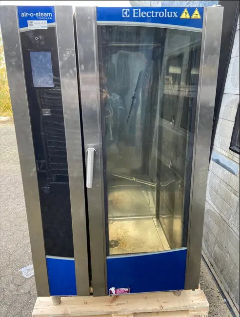 Electrolux ovn med trolly fra 2014, brugt – 14 dages garanti. Du kan tilkøbe 12 mdr. for 799 kr.