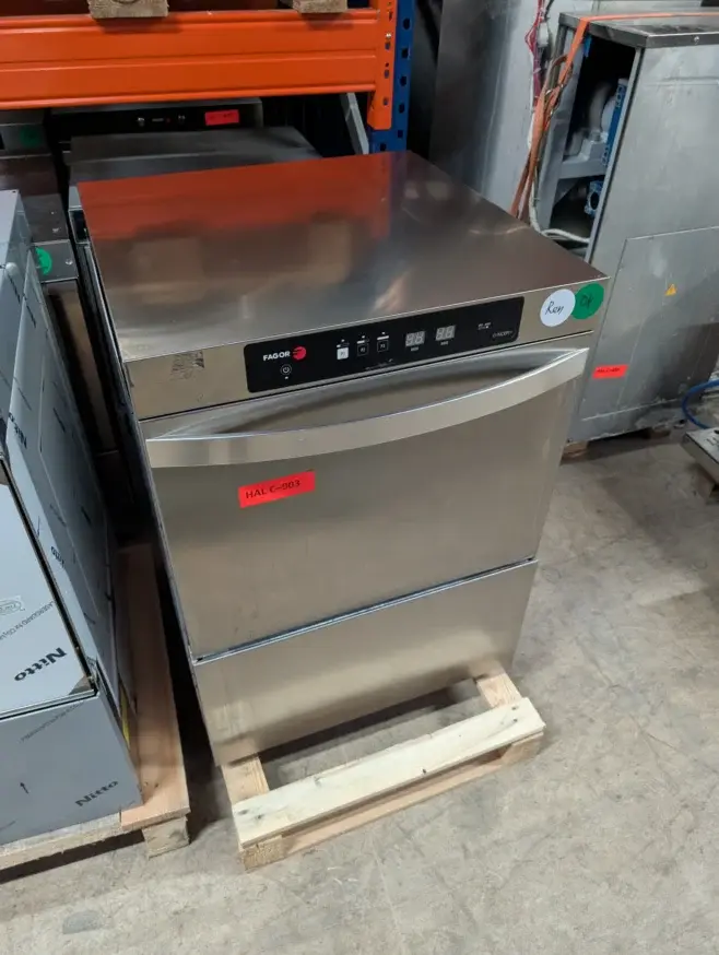 Underbordsopvaskemaskine COP-504 B DD med drænpumpe brugt – 14 dages garanti. Du kan tilkøbe 12 mdr. for 799 kr.