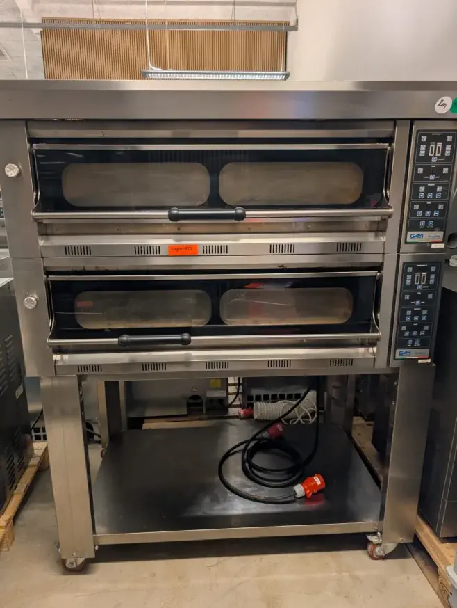 Pizzaovn gam azzurro dobbelt med understel brugt – 14 dages garanti. Du kan tilkøbe 12 mdr. for 799 kr.