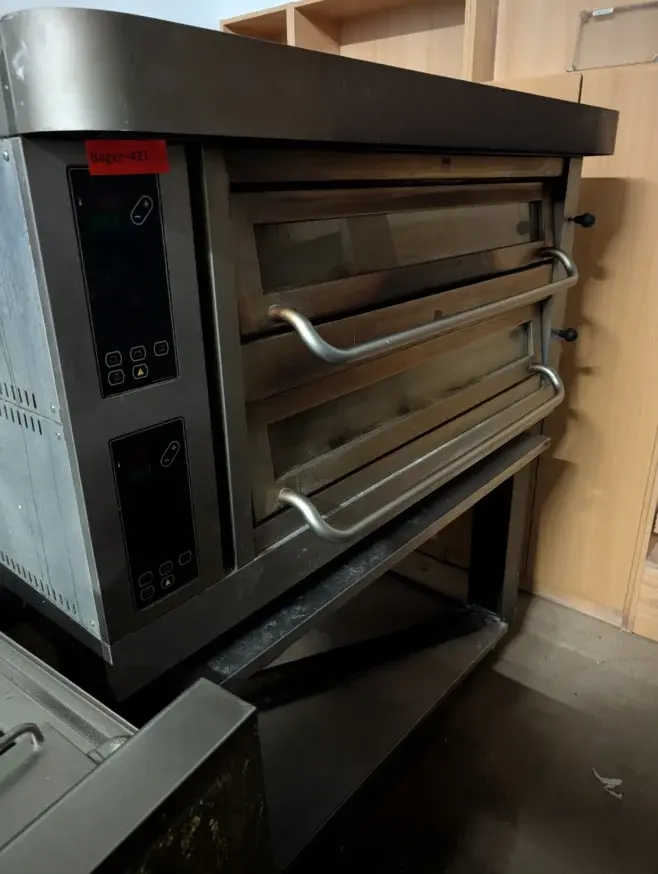 Pizzaovn Sveba P602 brugt – 14 dages garanti. Du kan tilkøbe 12 mdr. for 799 kr.